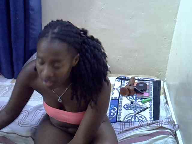 Nyangisexy1 webcam