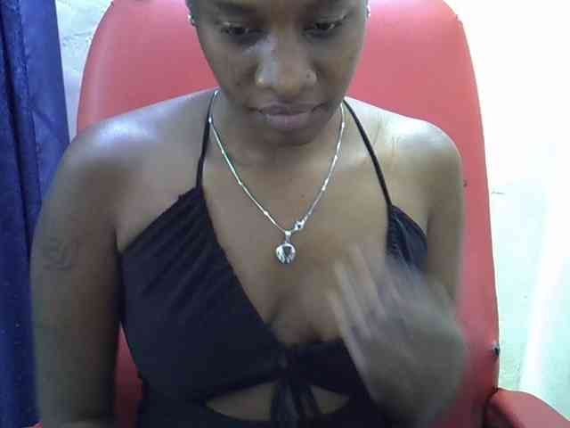 Nyangisexy1