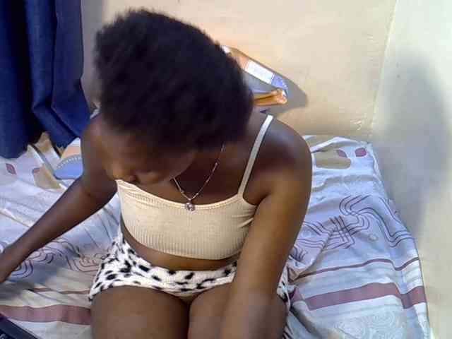 Nyangisexy1