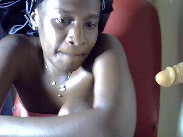 Nyangisexy1