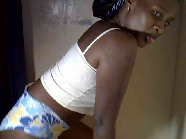Nyangisexy1 webcam