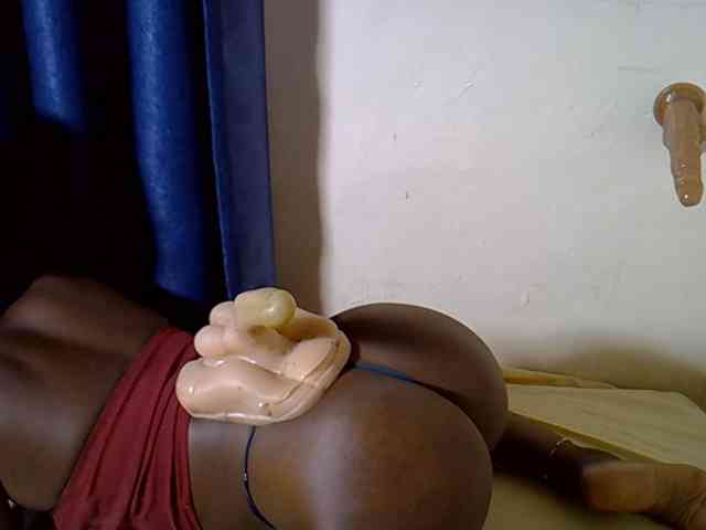 Nyangisexy1