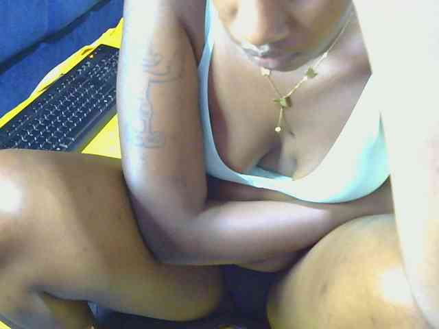 Nyangisexy1