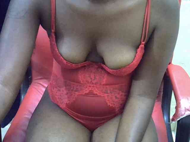 モデル: Nyangisexy1