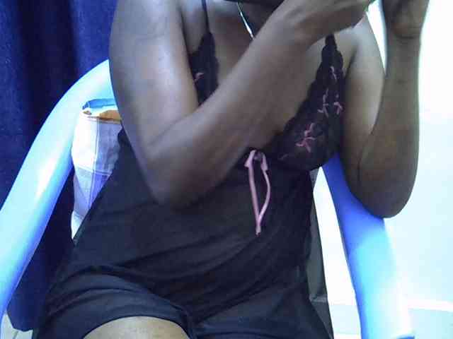 Nyangisexy1