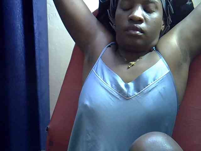 Nyangisexy1