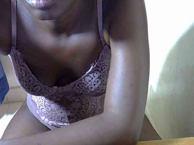 Nyangisexy1