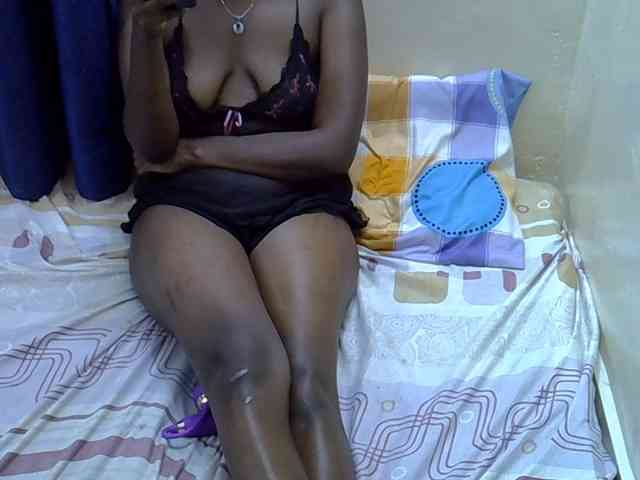 Nyangisexy1