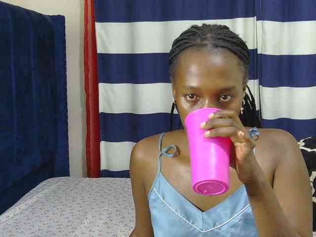 Nyangisexy1 webcam