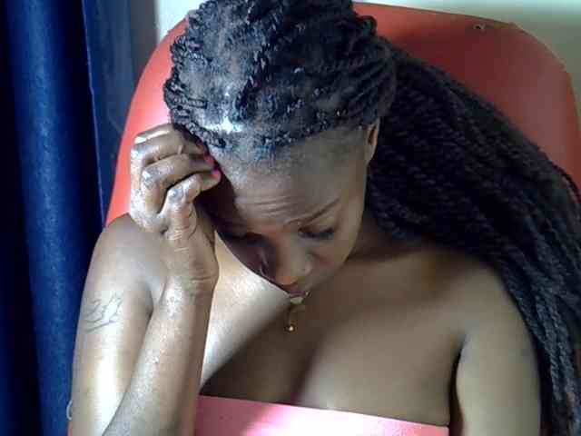 Nyangisexy1