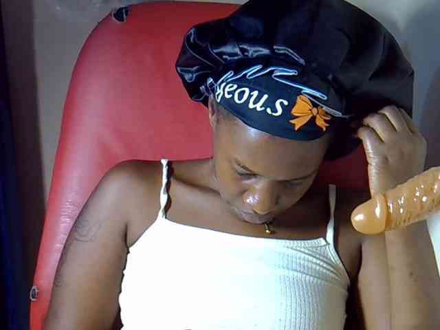 Nyangisexy1