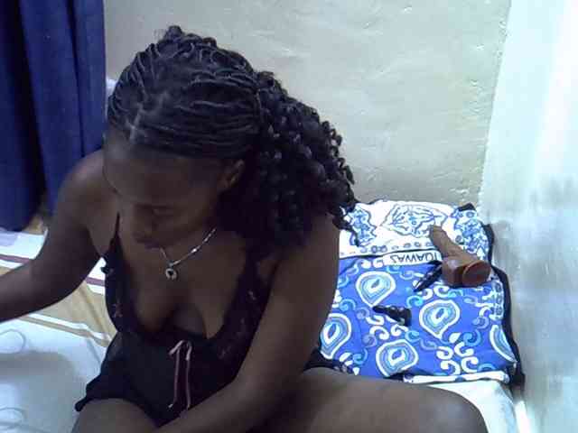 Nyangisexy1
