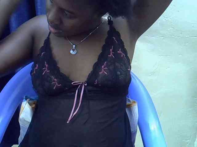 Nyangisexy1 webcam