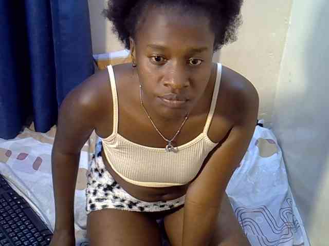 Nyangisexy1 webcam