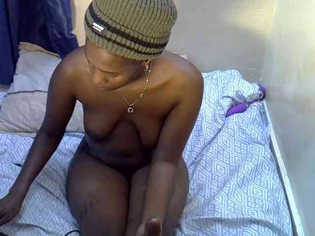 Nyangisexy1 webcam