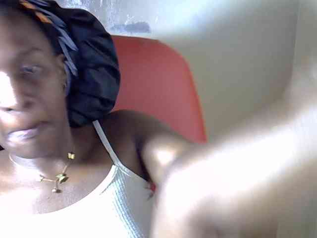 Nyangisexy1