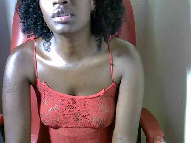 Nyangisexy1 webcam