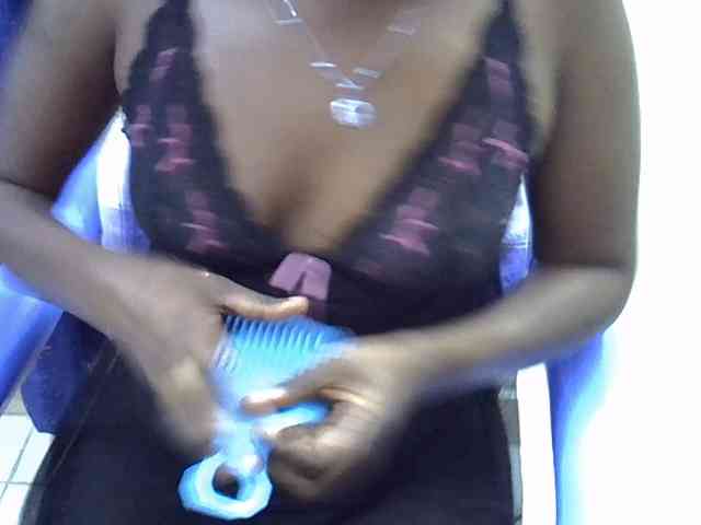 Nyangisexy1