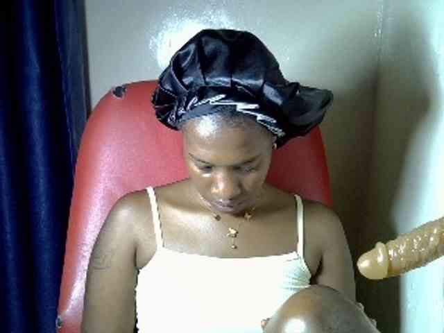 Nyangisexy1