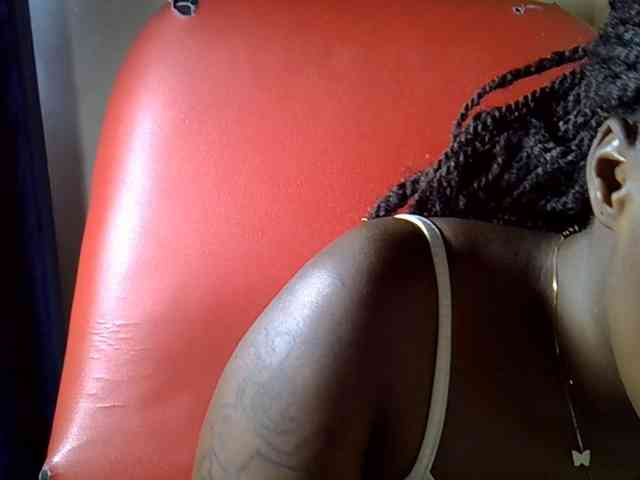 Nyangisexy1