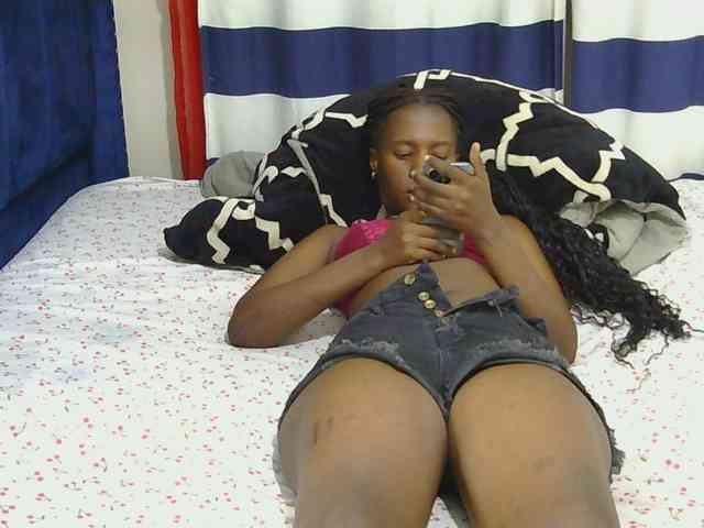 Nyangisexy1 webcam