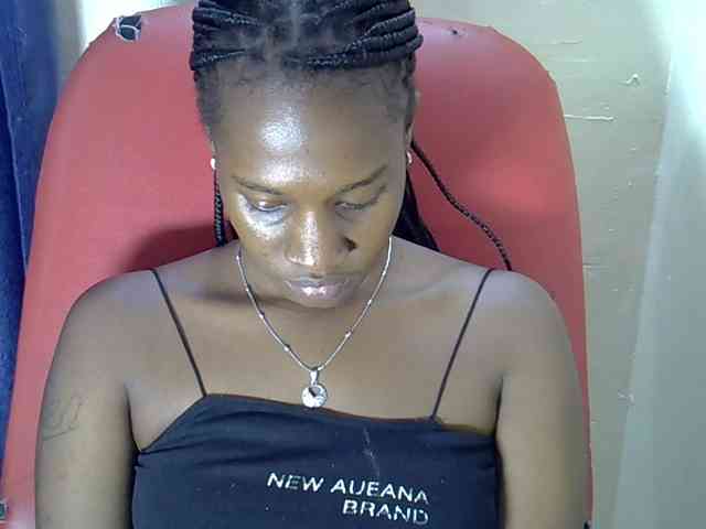 Nyangisexy1