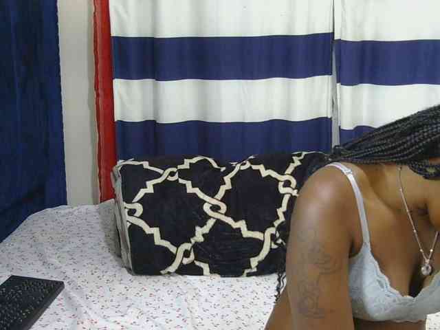 Nyangisexy1 webcam