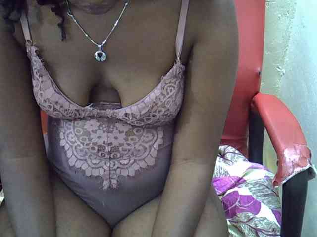 Nyangisexy1