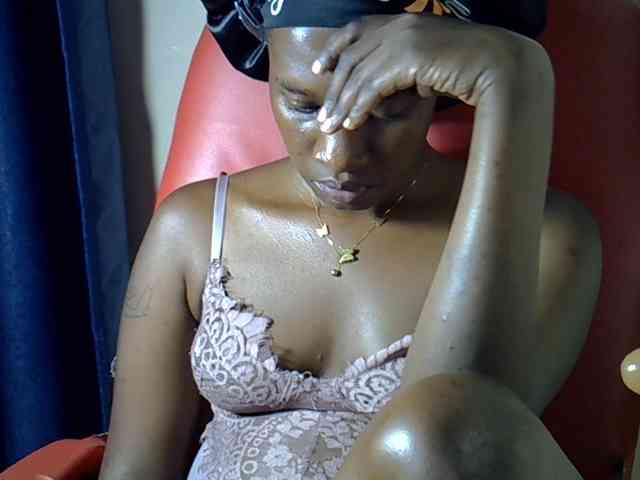 Nyangisexy1