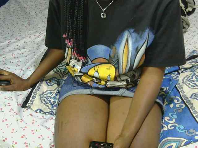 Nyangisexy1