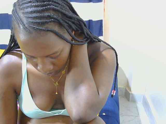 Nyangisexy1