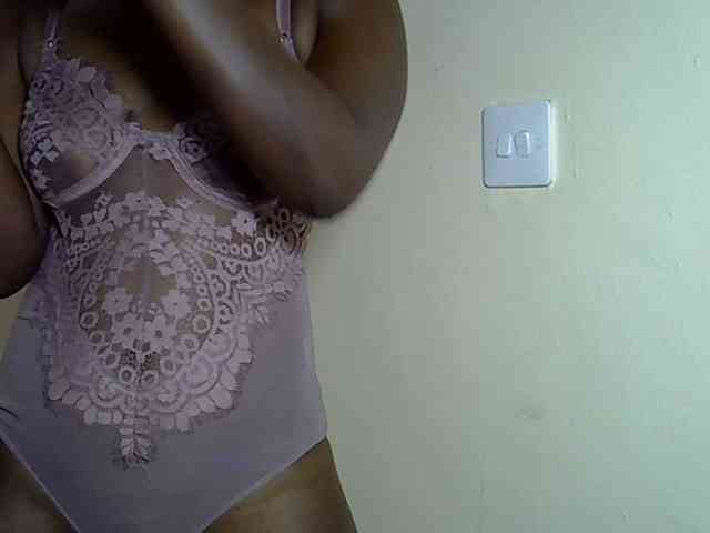 Nyangisexy1