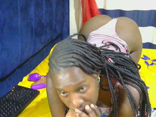 Nyangisexy1 webcam