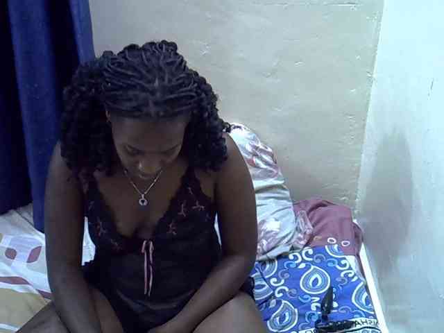 Nyangisexy1