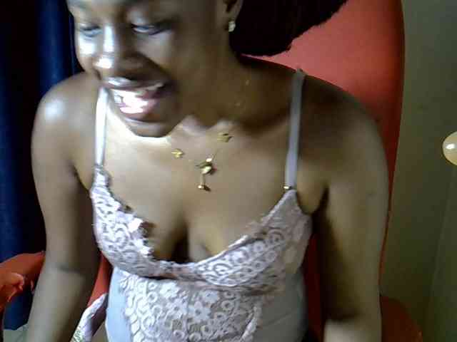 Nyangisexy1