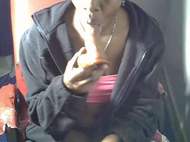 Nyangisexy1 webcam