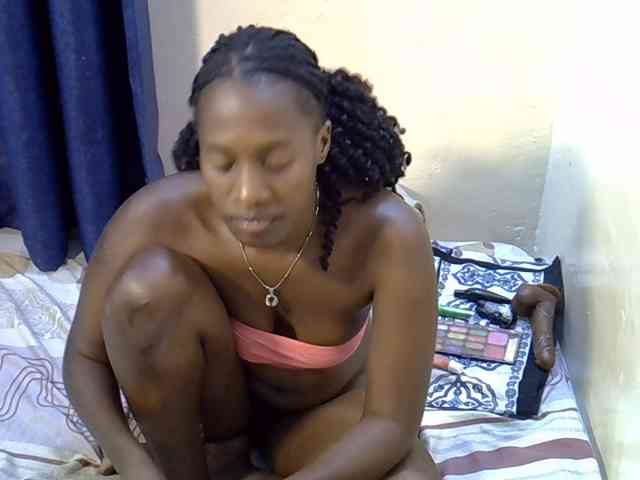 Nyangisexy1 webcam