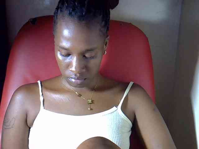 Nyangisexy1