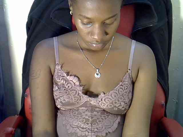 Nyangisexy1 webcam