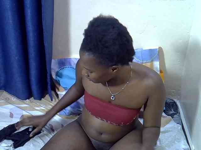 Nyangisexy1 webcam