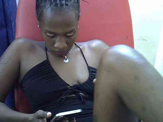 Nyangisexy1