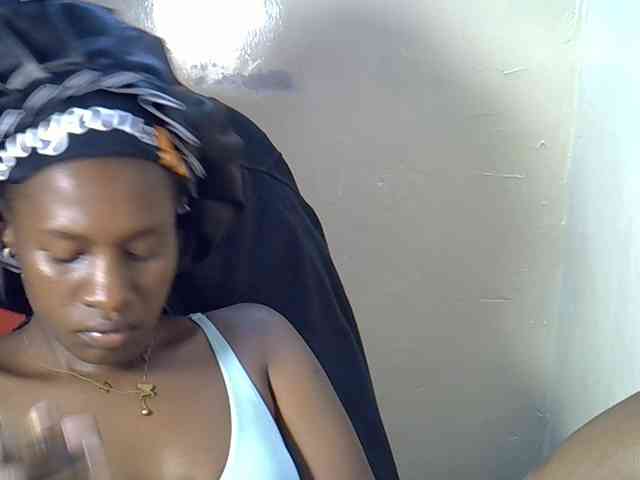 Nyangisexy1