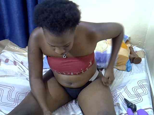 Nyangisexy1 webcam