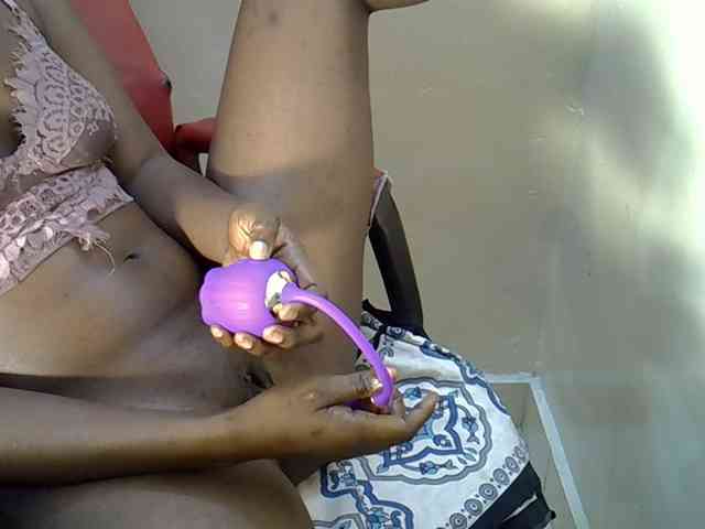 Nyangisexy1 webcam