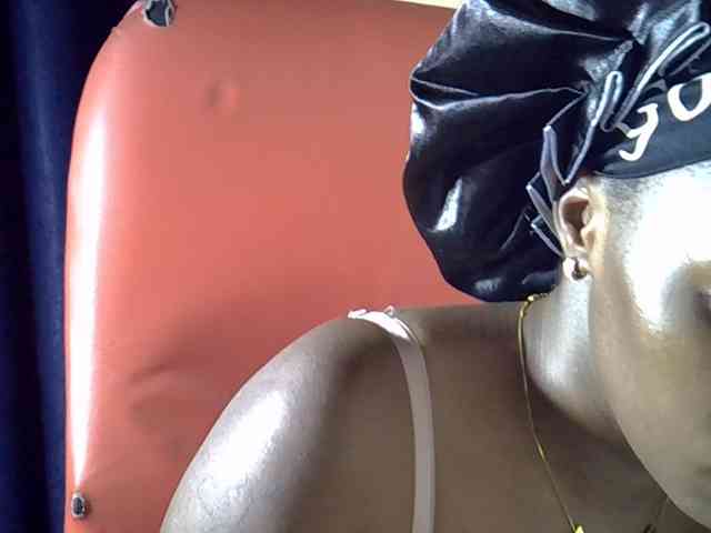 Nyangisexy1