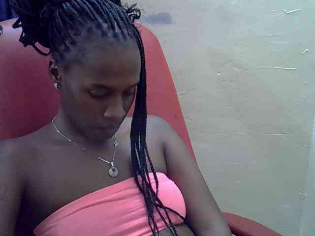 Nyangisexy1
