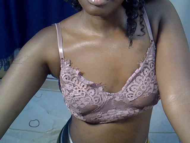 Nyangisexy1 webcam
