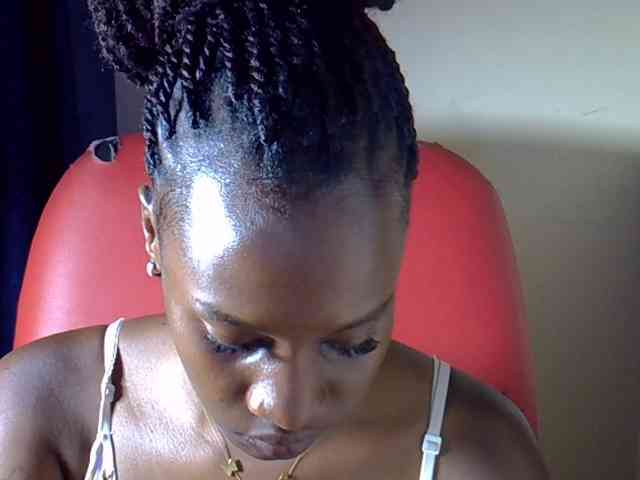 Nyangisexy1