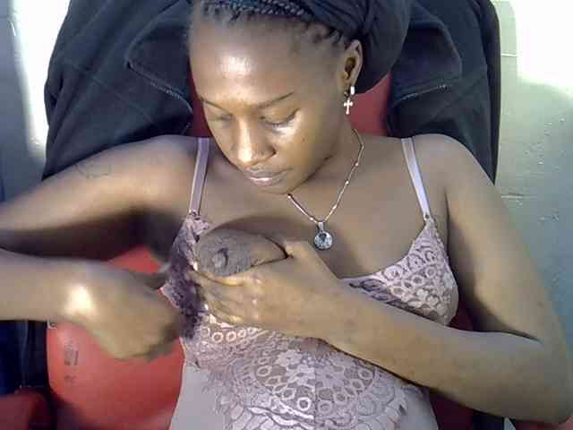 Nyangisexy1 webcam