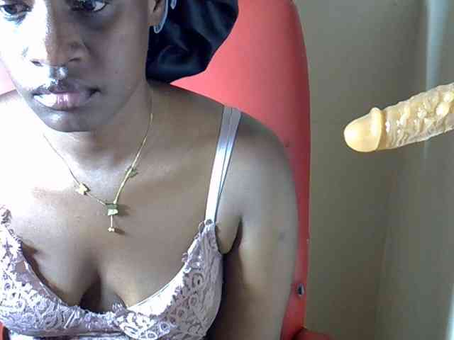 Nyangisexy1